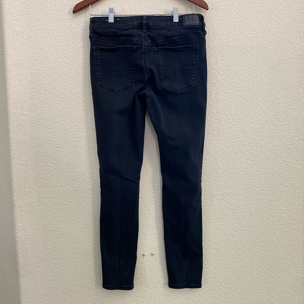 American Eagle Next Level Stretch Jeans - Picture 2 of 6